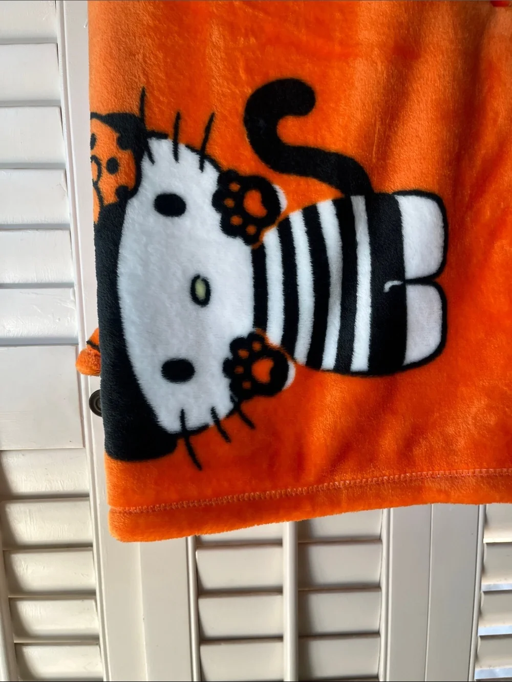 🎃 NWT Hello Kitty Halloween Orange Throw Blanket 46x60 Sanrio Witch 👻